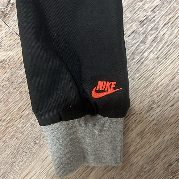 Nike Black and Gray Women's Jacket - Picture 6 of 15